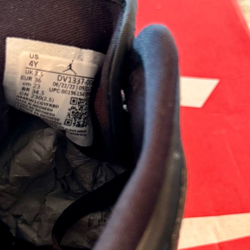 Air Jordan 1 Mid Retro “Space Jam” 4Y - Picture 5 of 6